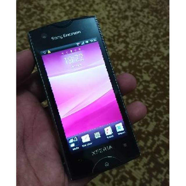 Sony Ericsson Xperia RAY ST18i Kondisi Baik