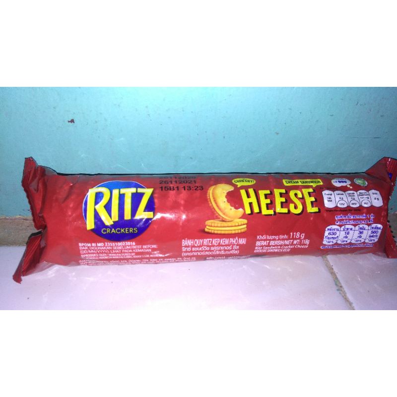 

Ritz Crackers Sandwich Cheese 118gr