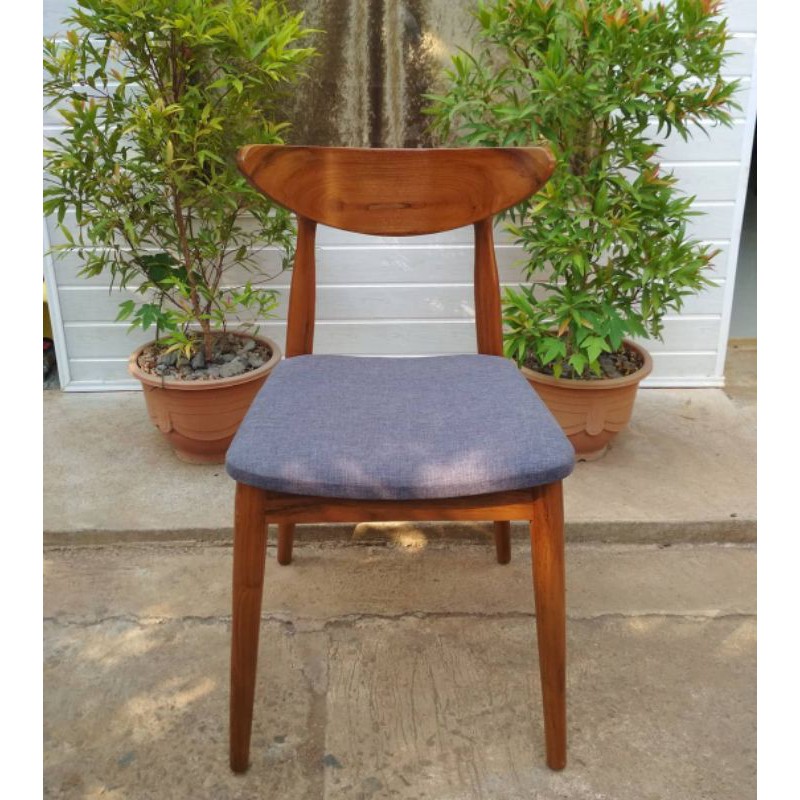 KURSI KAFE TAKASHIMURA