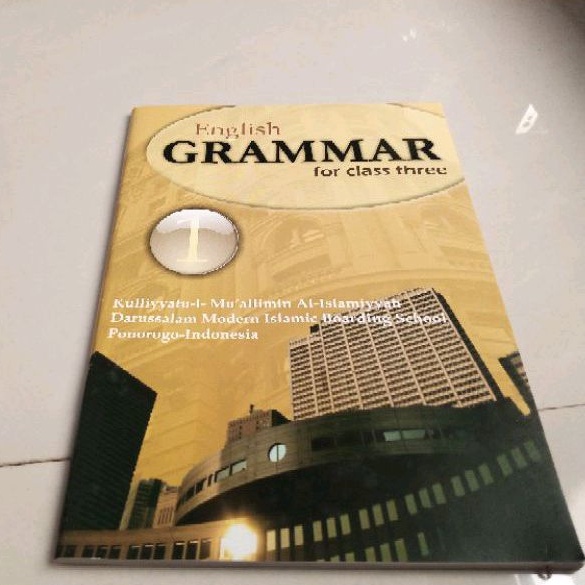 BUKU ENGLISH GRAMMAR GONTOR