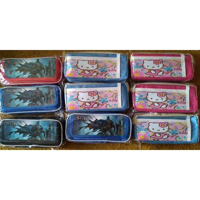

1 Lusin Tepak Pensil Saku Motif Karakter
