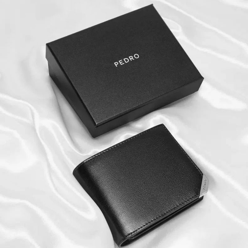 9.9 SALE | PDRO Men Textured Leather Bi-Fold Wallet with Flip