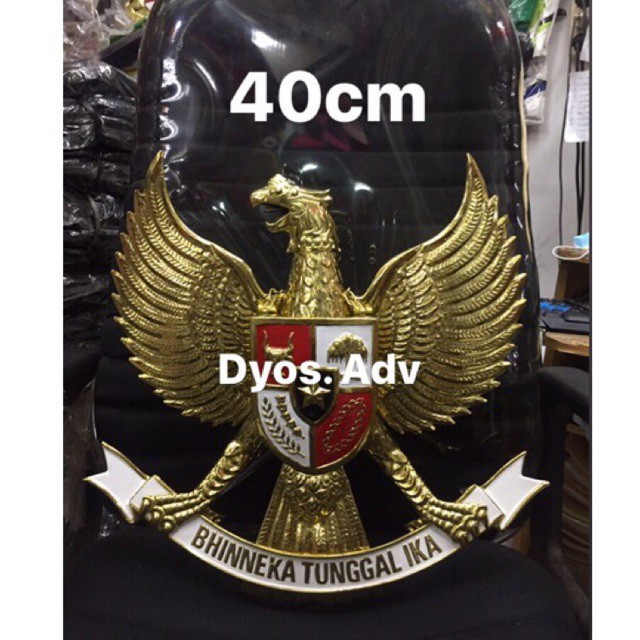 Garuda pancasila garuda kuningan 40cm