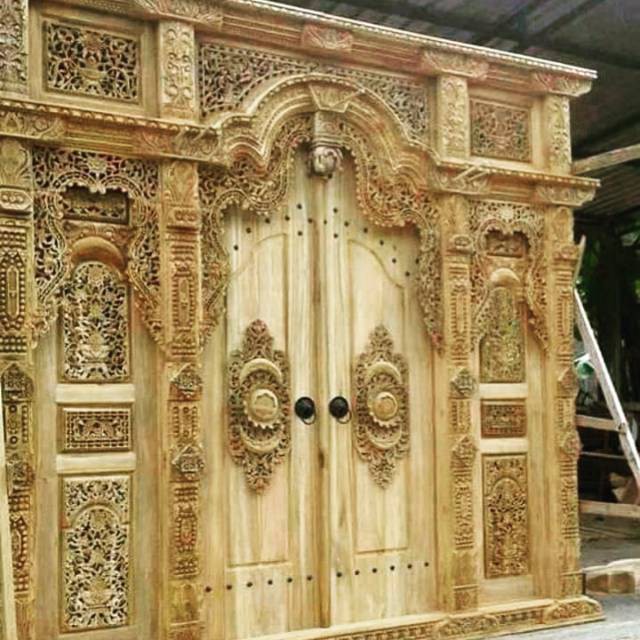 PINTU GEBYOK UKIR JEPARA  300X270 CM MENTAH