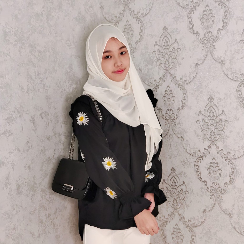 CATHERINE - DAISY BLOUSE / BLOOMING DAISY / BLOUSE WANITA-HITAM