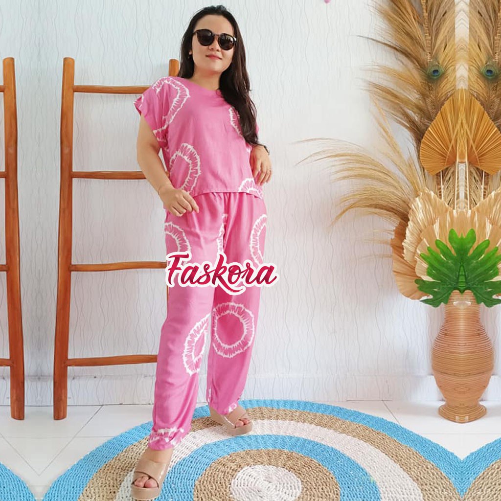 Piyama Rayon Jumbo Lengan Pendek One Set Wanita Kekinian Remaja Pajamas Polos Kombinasi Auristela-Gear Pink