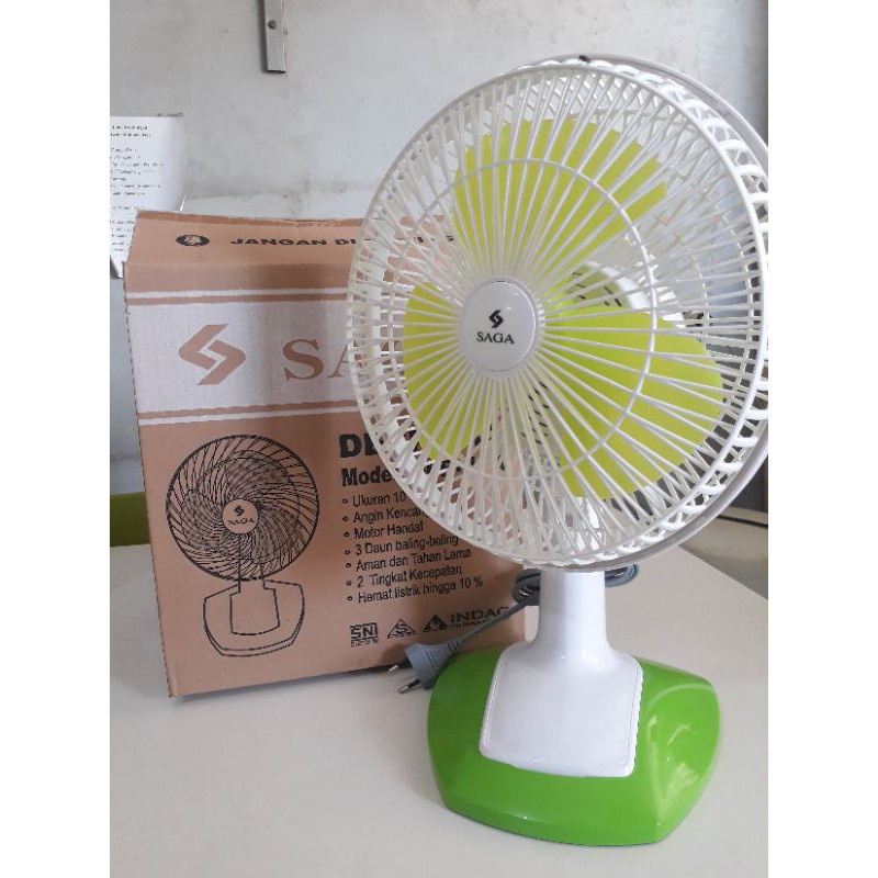 Kipas Angin Meja / Desk Fan Saga sof 10A 10 inch bisa swing kanan kiri mantap