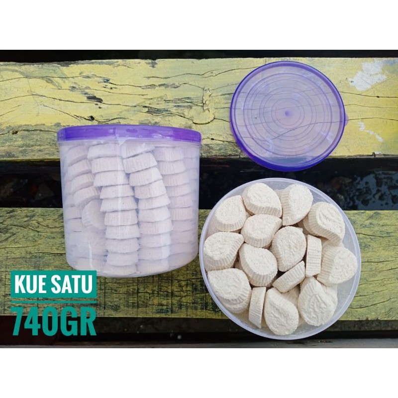 

kue satu 740 gr