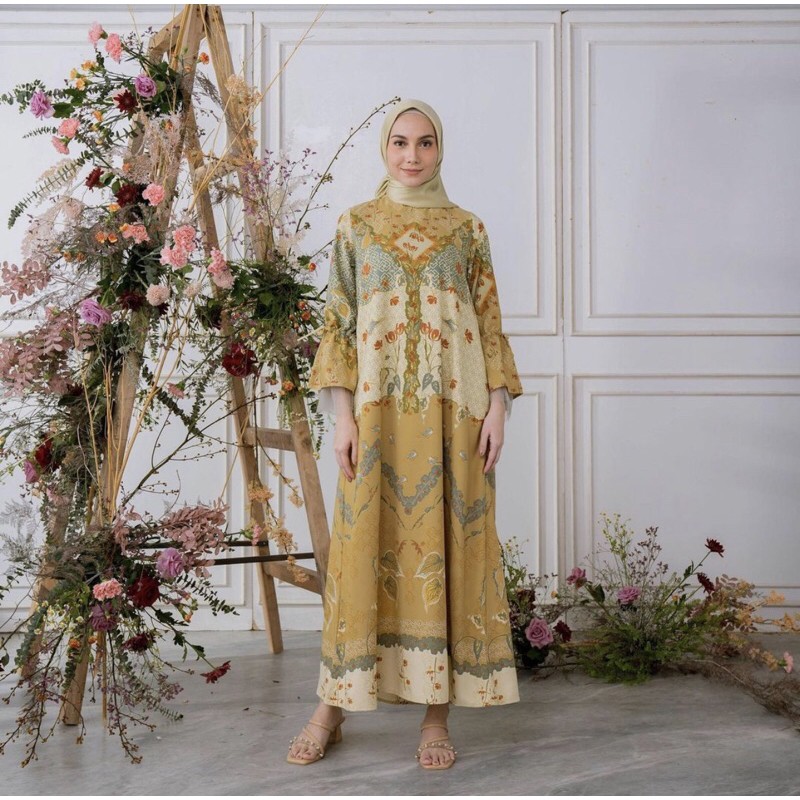 Maharani Dress by Geulis