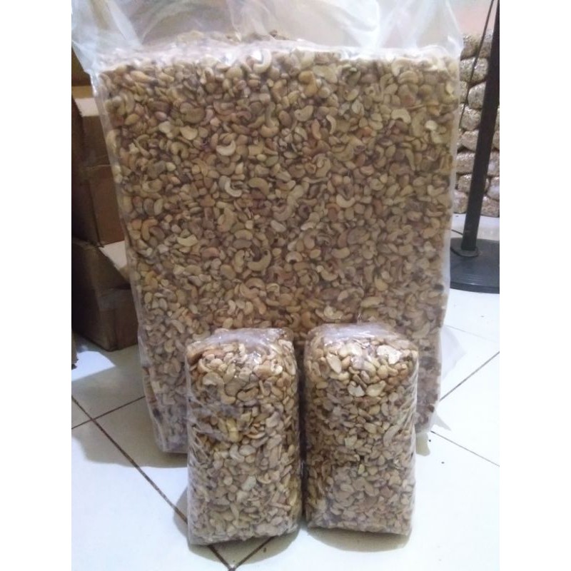 

kacang mede pecahan termurah 1kg
