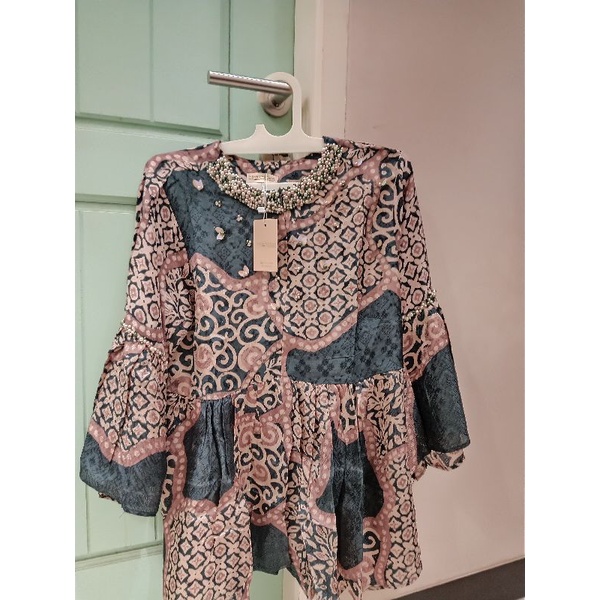 delisha blouse Sarah the label (1 set dengan celana)