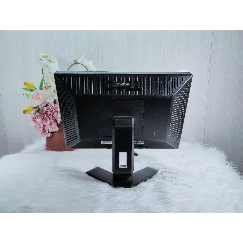 Monitor Lcd Dell Inc E178WFPc 17 in Second Berkualitas