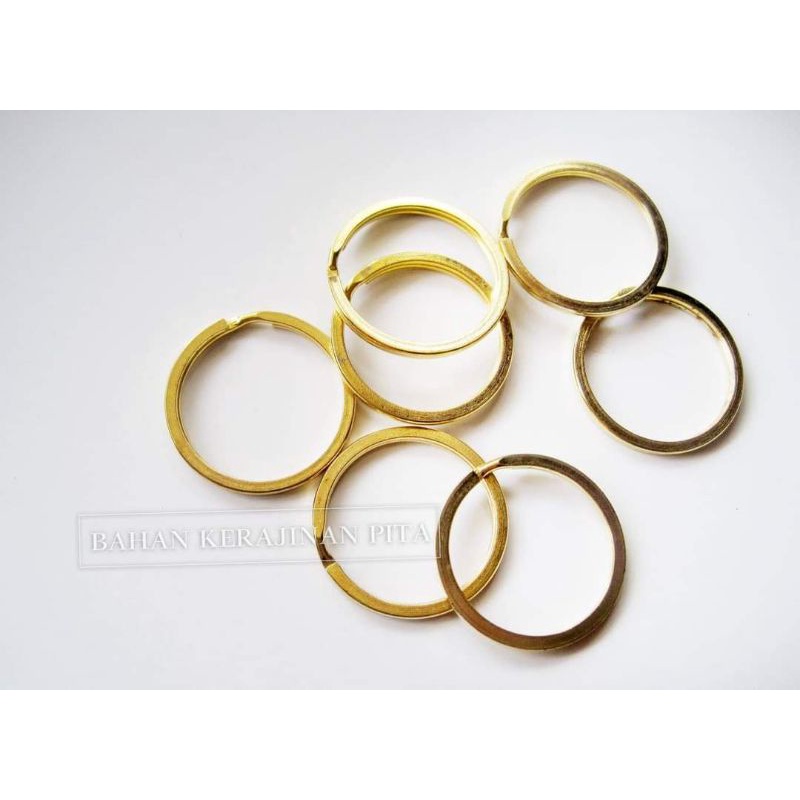 Ring kunci GOLD +/-25mm gantungan kunci isi 10
