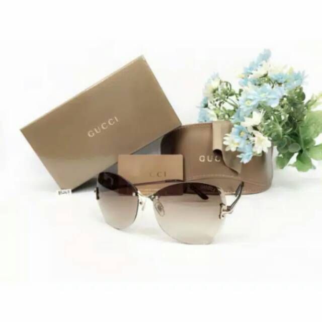 kaca mata Gucci wanita / kaca mata Gucci / kaca mata murah / kaca mata Gucci wanita / kaca mata gaya