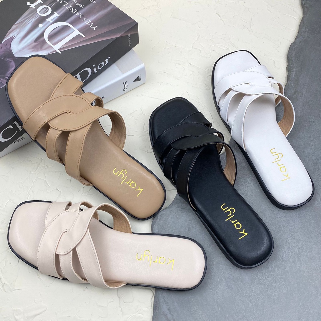 Karlyn Joan Sandal Flat Wanita