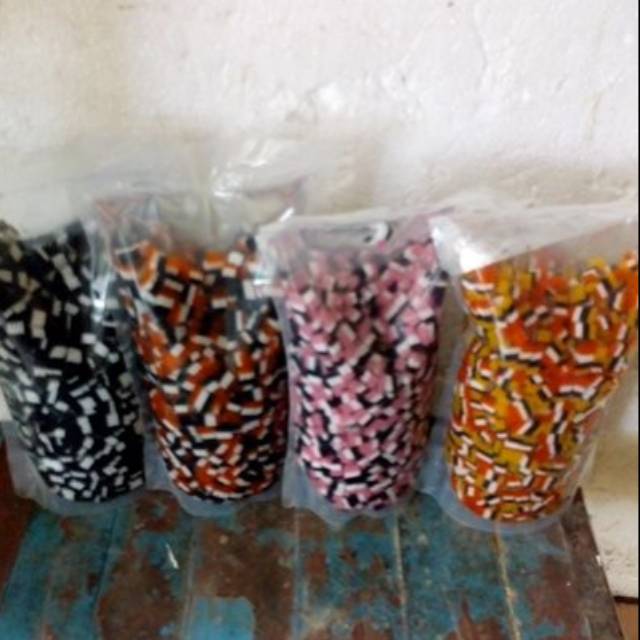 

Rainbow jelly lapis topping chattime 1kg dgn air