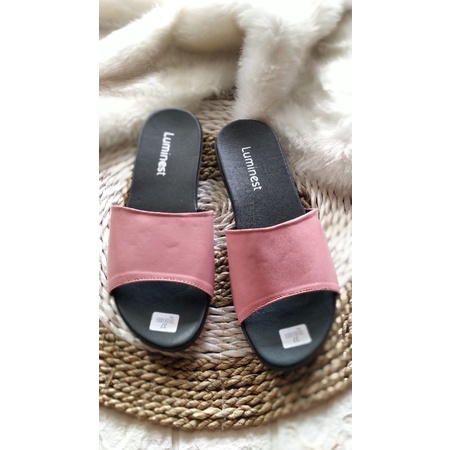 sandal wanita/slop terbaru/flat nevada/kekinian L.M