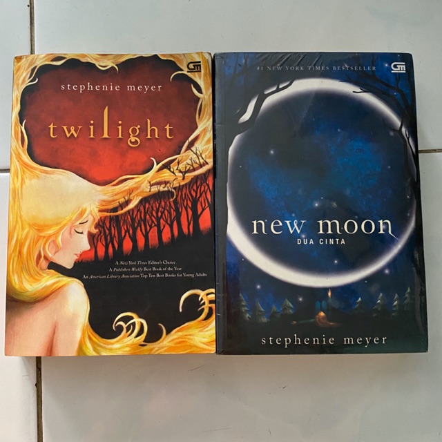 Twilight & New Moon Novel Bahasa Indonesia
