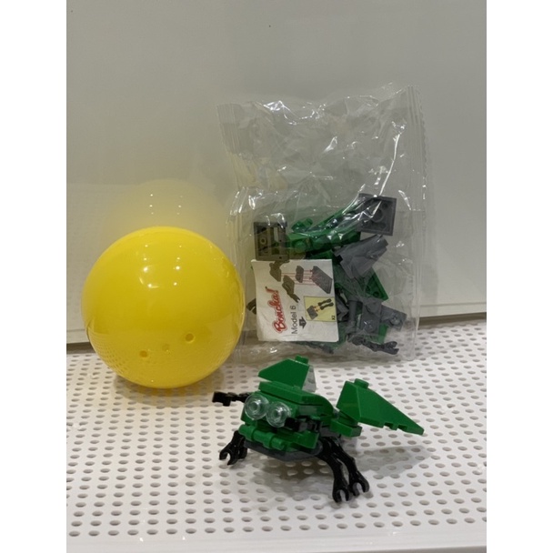 Boncha surprise mini lego - model 6 serangga hijau