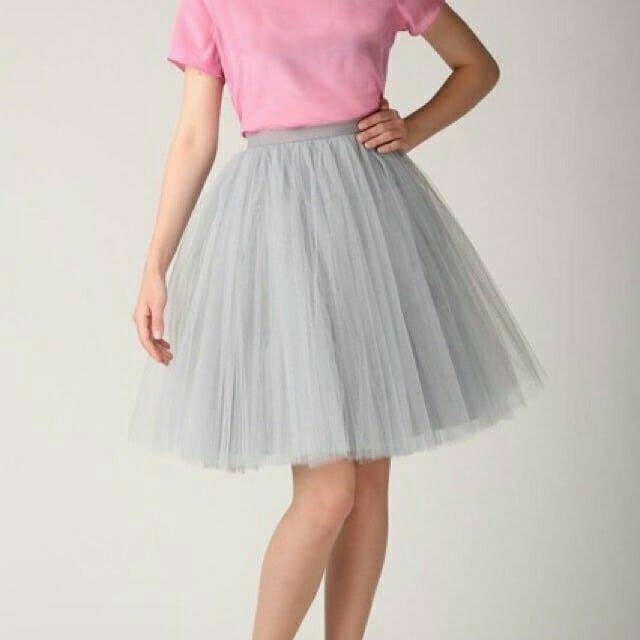 Rok tutu dewasa pendek