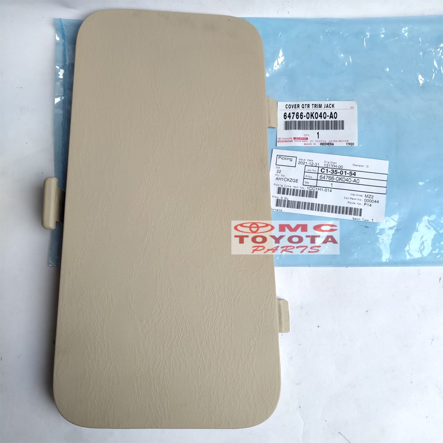 Tutup Cover Dongkrak Kijang Innova 64766-0K040-A0