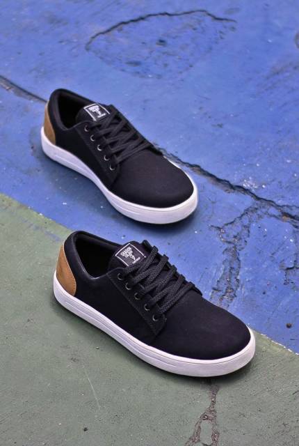 Sepatu Lokal Shoes Local Pride SIF Bradford Low Cut Black White