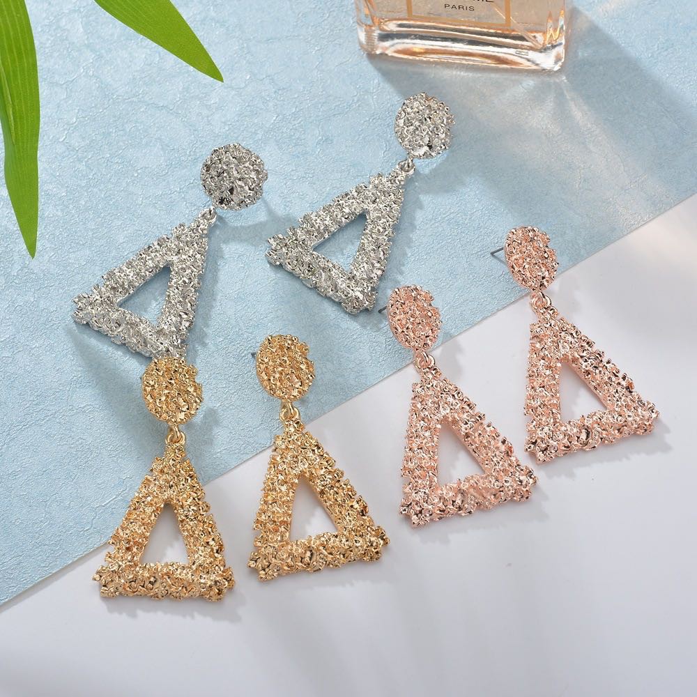 Anting Ala Korea Segitiga / Anting Paduan Segitiga Anting / Aksesoris Fashion Wanita Import