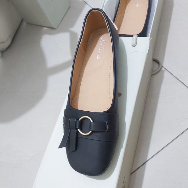 SPECIAL PRICE SEPATU LES FEMMES ORIGINAL COUNTER