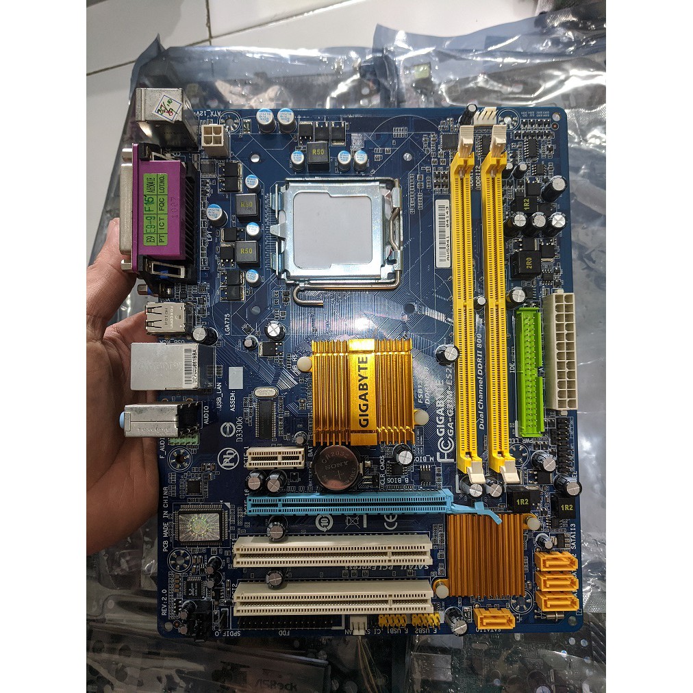 MOBO MOTHERBOARD SOCKET 775 DDR2 SERI G31