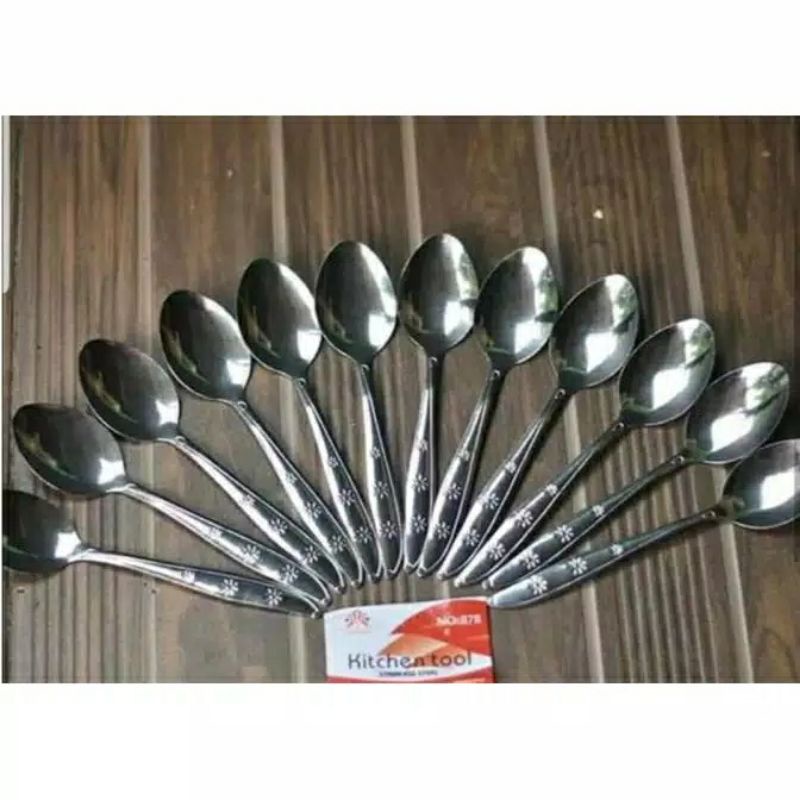 Sendok Makan Bahan Stainless Steel Anti Karat Isi 12 Pcs