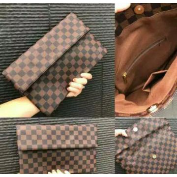 clutch lv monogram