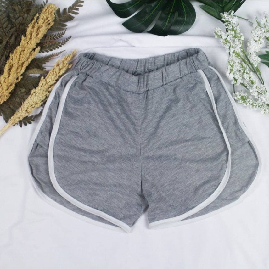 Muniko Hot Pants / Celana Pendek Olahraga / Celana pendek Muniko - Valleyshop
