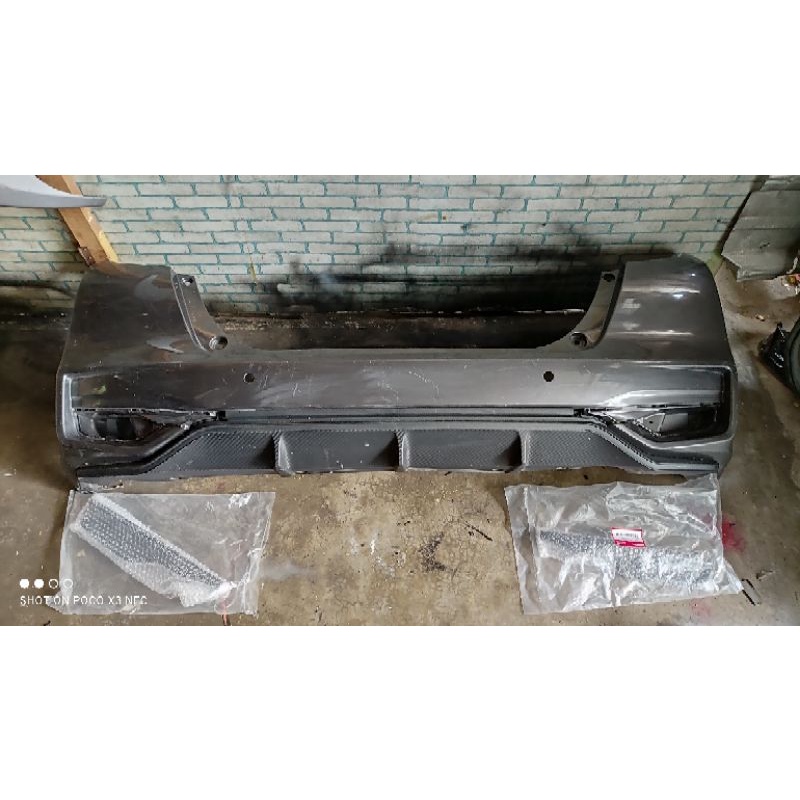 bemper belakang JAZZ gk5 2019 2020sekond original