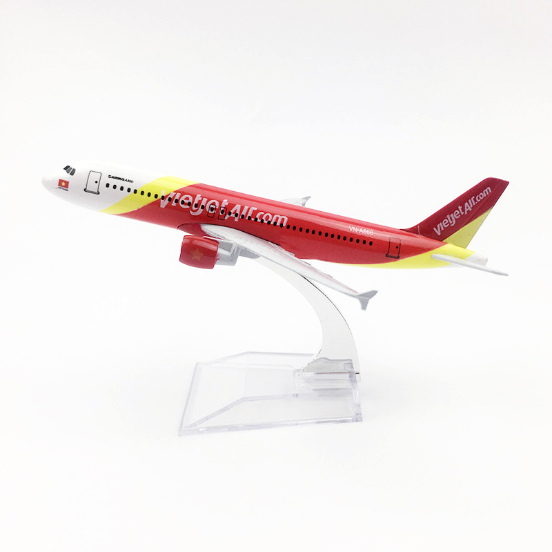 Mainan Model Pesawat Terbang Vietnam Vietjet Air A320 Airbus A320 Bahan Metal Diecast Ukuran 16CM / 20CM