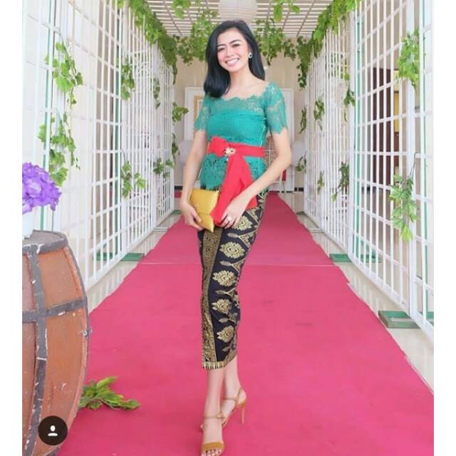 Set kebaya setkebayasabrina setkebayamodern