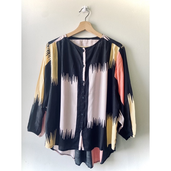 Blouse Wanita Motif Bunga Lengan Panjang Kerut Kancing Depan-Variasi 9