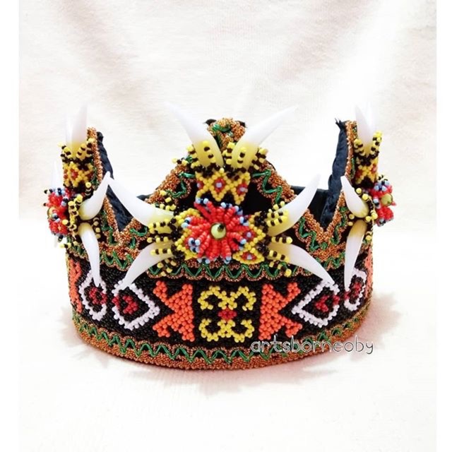 HIASAN KEPALA / TOPI BAJU ADAT DAYAK 3 MAHKOTA