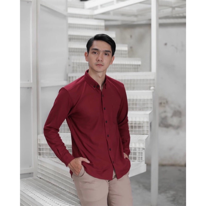 Kemeja Pria Cowok Polos Tangan Lengan Panjang Slimfit Casual Kantoran Murah Sale Premium Maroon