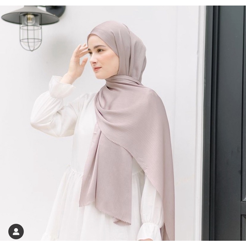 Denza Pashmina/ Adeline Dress by Deavhijab