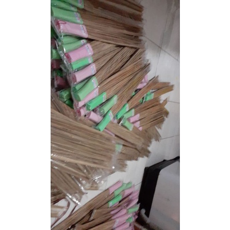 penebah/kebas kasur lakop.