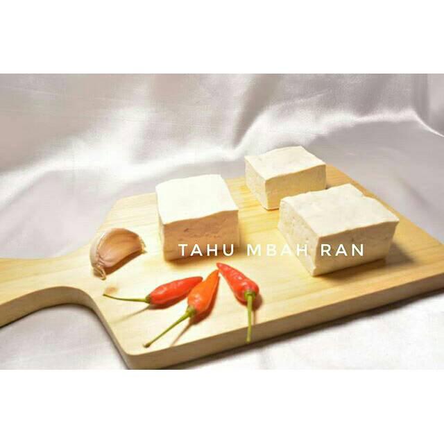 

1 pcs Tahu Potong Ukuran 1 papan isi 81pcs [TahuMbahRan]