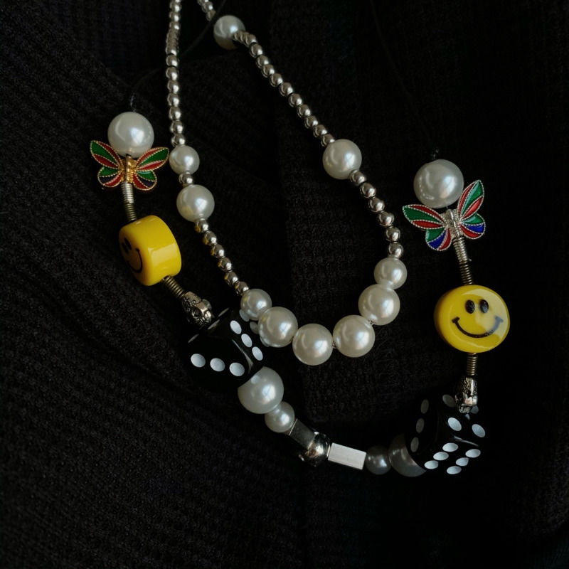 Kalung Rantai Dengan Liontin Gaya Retro Untuk Wanita