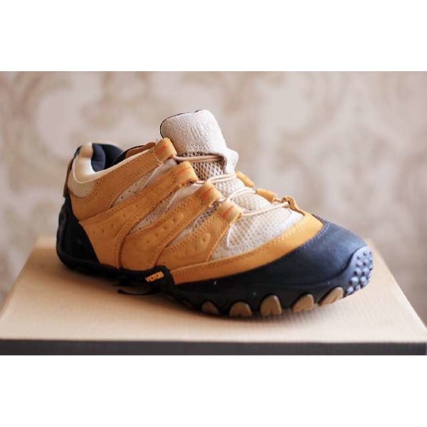 Sepatu gunung blackhawk cats