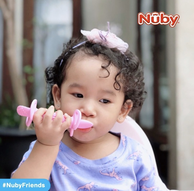 Nuby SureGrip Dipeez self Feeding Spoon  ( Assorted colour) - Sendok makan bayi