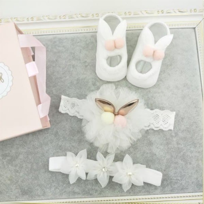 

[happybabyshop] KADO LAHIRAN GIFT SET - WHITE FLOWER