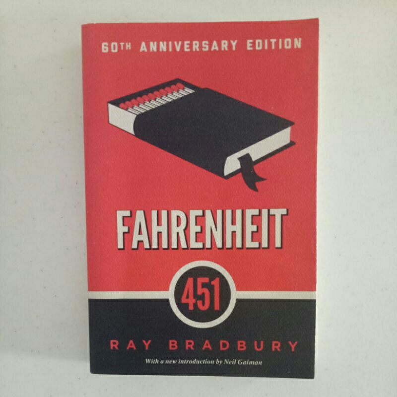 FAHRENHEIT 451 - RAY BRADBURY (ORIGINAL & PRELOVED)