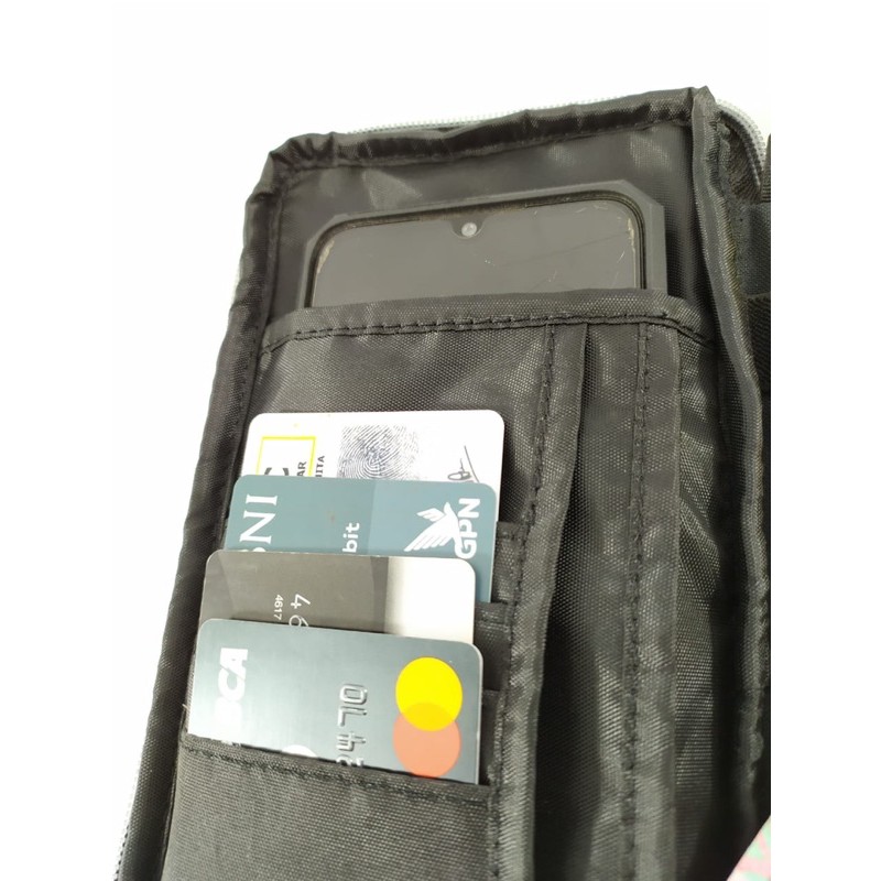 dompet multifungsi