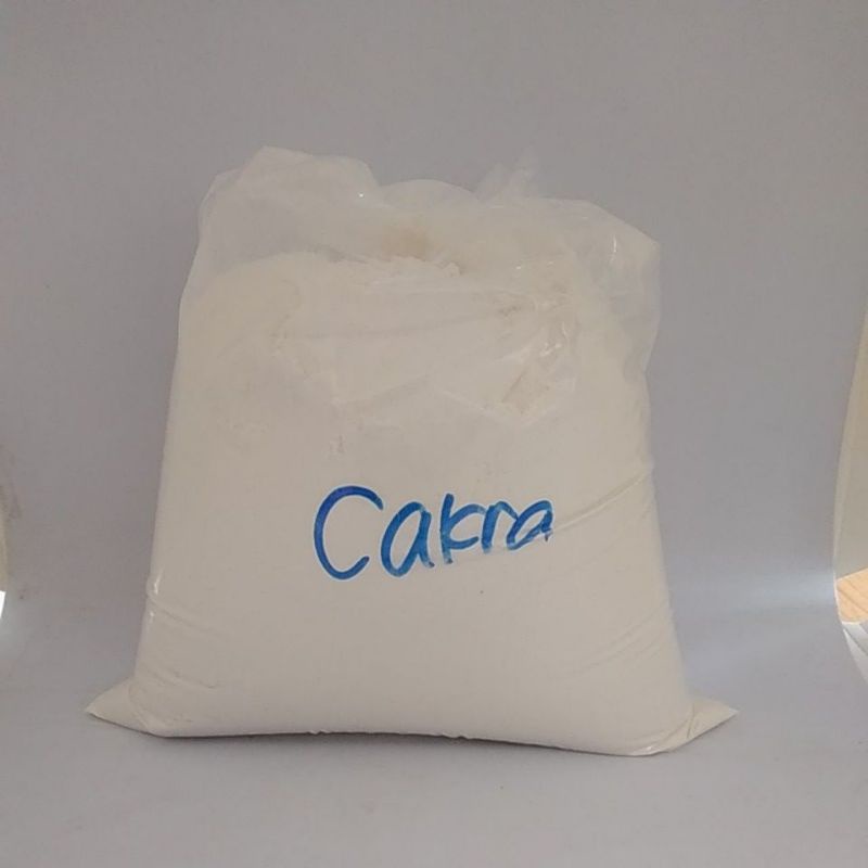 

terigu cakra repack 1 kg