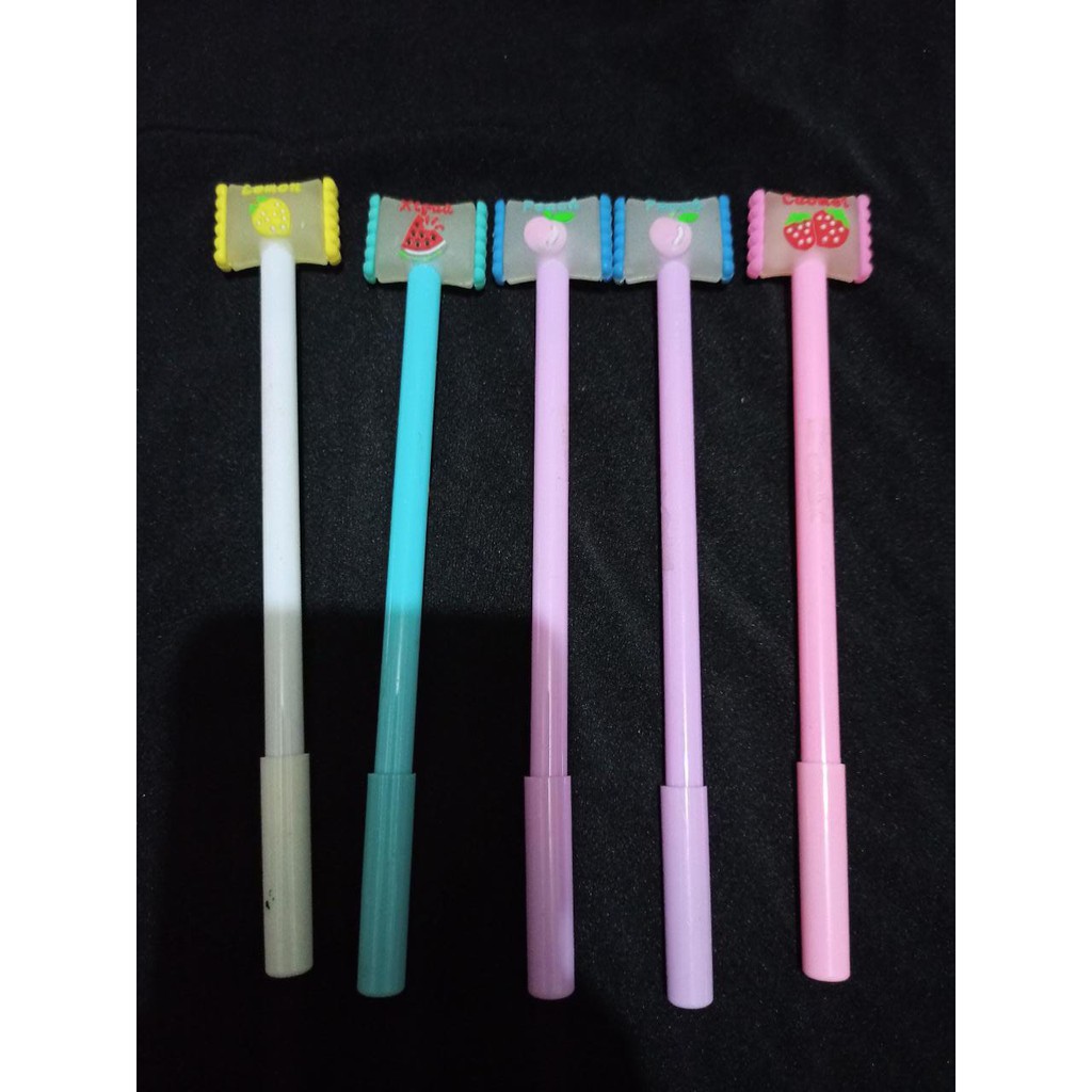 

PULPEN GEL MODEL CANDY PERMEN / BANTAL PULPEN GEL LUCU