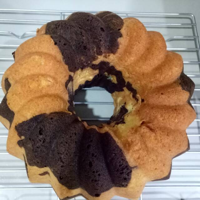 

Marmer cake premium 24 cm